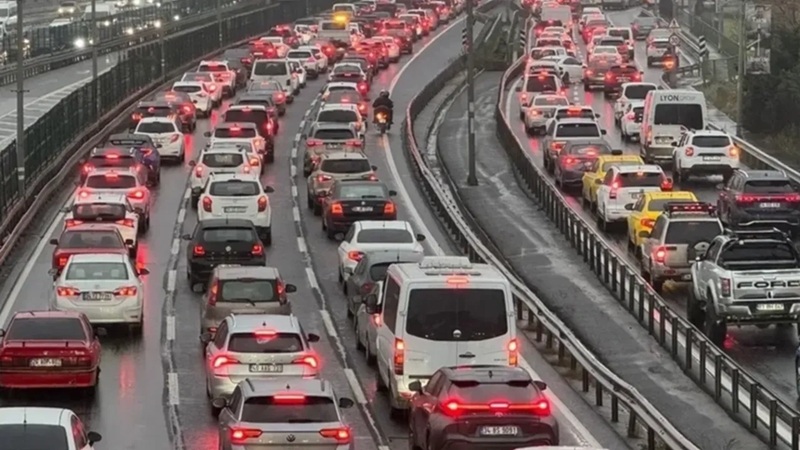 2025’te trafiğe kaydı yapılan taşıt sayısı açıklandı. TÜİK verilerine göre