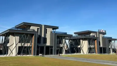 AFM Business, Kayseri Melikgazi Erenköy Mahallesi’nde modern mimariyle hayata geçirilmektedir.