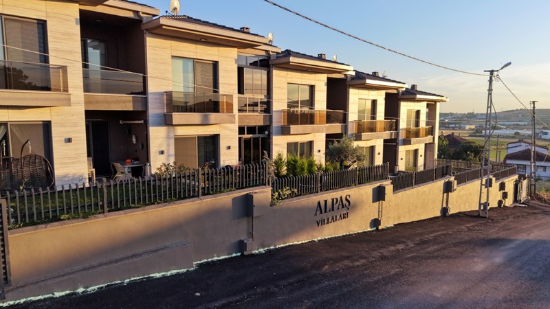 Alpaş Villaları, Bursa Nilüfer İrfaniye Mahallesi'nde hemen teslim avantajıyla satışta.
