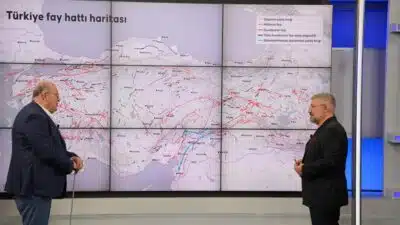 Dayanıklı Yarınlar programında Prof. Dr. Şükrü Ersoy'un Balıkesir depremi tahmini