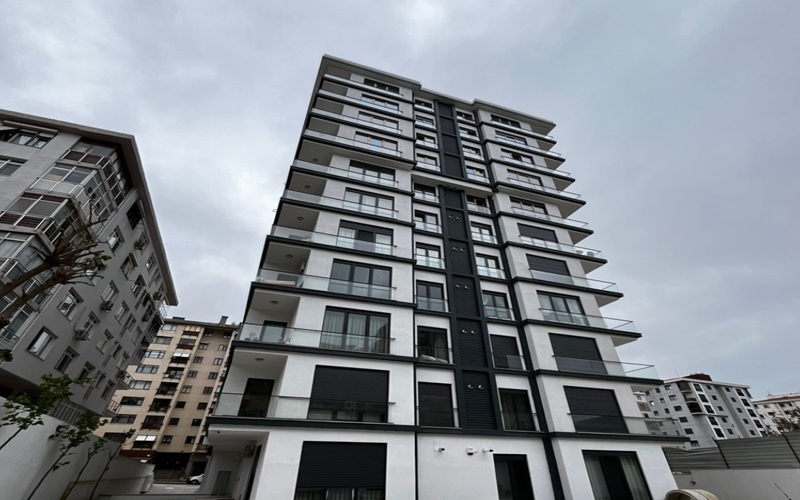 Bilek Apartmanı Kadıköy, İstanbul Kadıköy Bostancı Mahallesi’nde modern mimariyle hayata