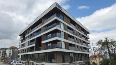 Bostanlı Suites, Denizli Acıpayam Çamlık Mahallesi’nde modern mimariyle hayata geçiriliyor.