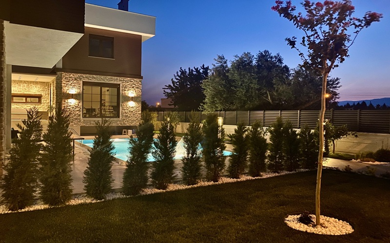  Casa De La İDA, Balıkesir Edremit Çıkrıkçı Mahallesi’nde modern