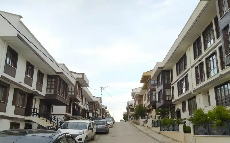 Çekmeköy Safranbolu Evleri isminden de anlaşılacağı üzere Safranbolu evlerinden esinlenilerek tasarlanmıştır.