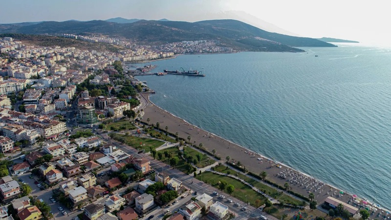 Dikili Belediyesi satılık arsa ihalesi ne zaman sorusu yatırımcıların gündeminde.