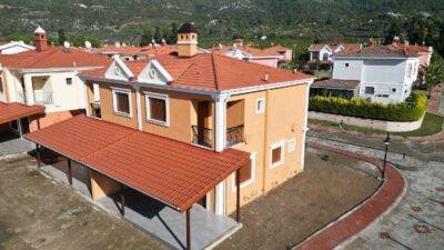 EgeOcity 2. Etap Villaları, İzmir Menderes Gümüldür İnönü Mahallesi’nde modern