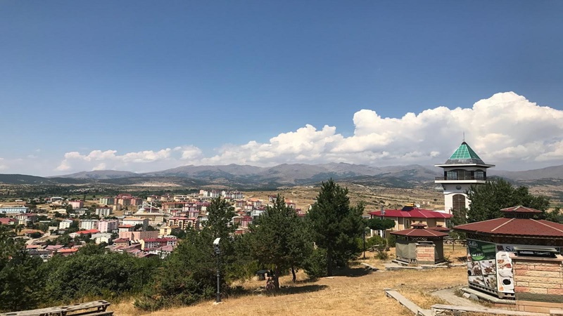 Gümüşhane Şiran kat karşılığı konut ihalesi kapsamında Karaca Mahallesi’ndeki belediye