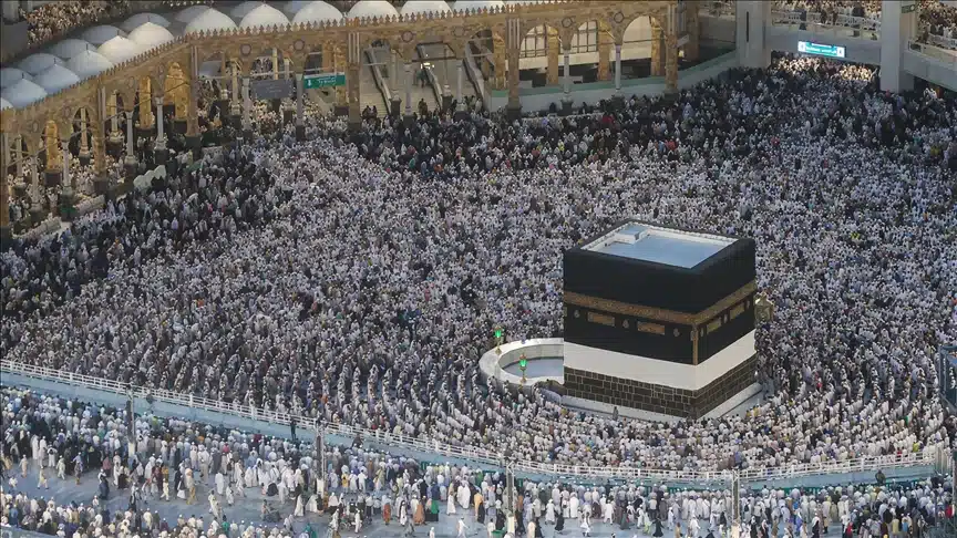 Diyanet, 2025 hac ön kayıt ve kayıt yenileme başvurularını 11