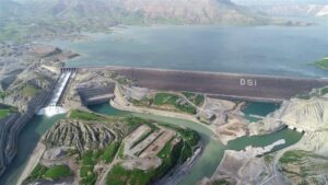 Dicle Nehri üzerinde hayata geçirilen Ilısu Barajı projesi elektrik üretimine