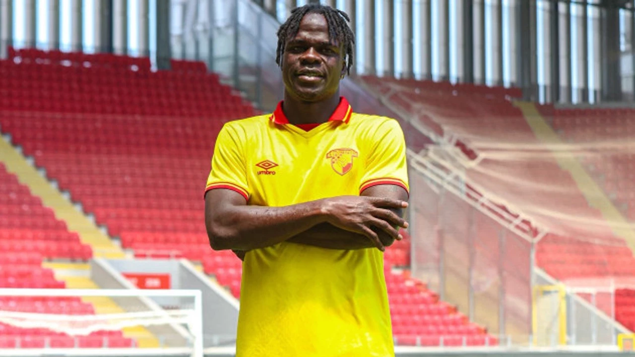 Junior Olaitan transfer sürecinde Beşiktaş cephesindeki gelişmeler takip edilmektedir; İstanbul