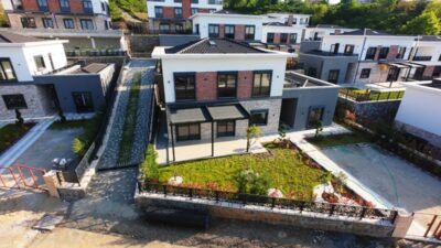 Kasır Living Bostancı, Trabzon Ortahisar Bostancı’da modern mimariyle hayata geçirilmektedir.