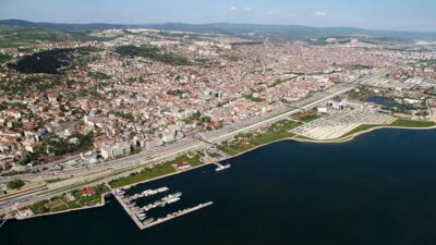 Kocaeli’de 5 Hazine arsası satışa mı çıkıyor sorusu gündemde. Kartepe,