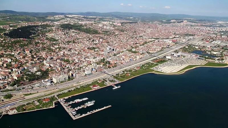 Kocaeli’de 5 Hazine arsası satışa mı çıkıyor sorusu gündemde. Kartepe,