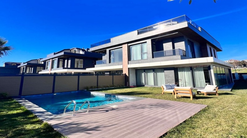 Kozan Villaları Beylikdüzü, İstanbul Beylikdüzü Gürpınar Mahallesi’nde modern mimariyle hayata