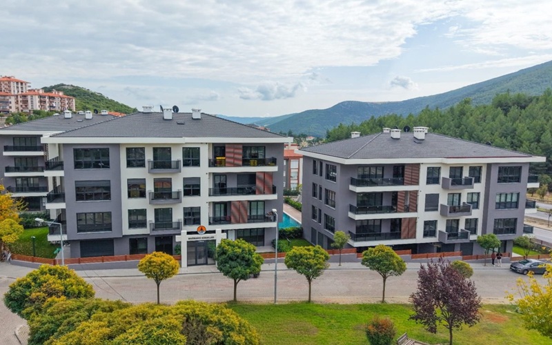 Marmaris Konakları, Muğla Menteşe Karamehmet Mahallesi’nde modern mimariyle hayata geçirilmektedir.