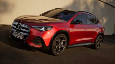 Yeni Mercedes-Benz GLA resmi olarak tanıtıldı. 800 Volt mimarisi, 657
