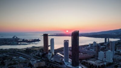 Mistral İzmir, İzmir Konak Çınarlı Mahallesi’nde prestijli mimarisiyle hayata geçiriliyor.