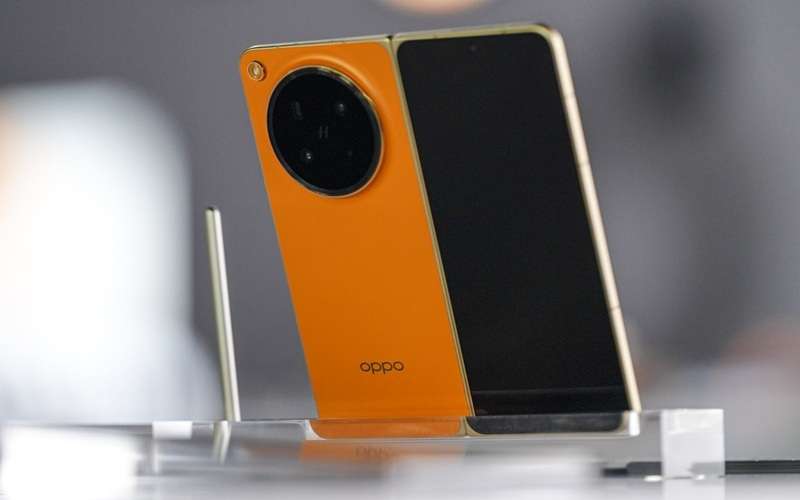 OPPO Find N6 satışları ilk günden güçlü başladı. Yeni model,