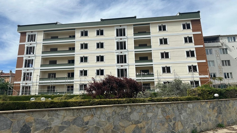 Rafet Onur Apartmanı, Kırklareli Merkez Karakaş Mahallesi’nde modern mimariyle hayata