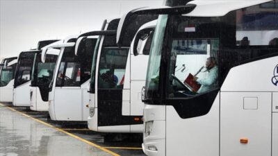 Şehirlerarası otobüs ikramları artan maliyetler nedeniyle değişmektedir. Birçok firmada kek