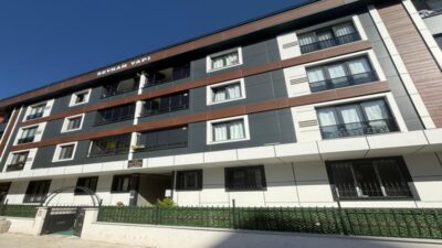 Seyran Konakları, İstanbul Küçükçekmece Cumhuriyet Mahallesi’nde modern mimariyle hayata geçiriliyor.