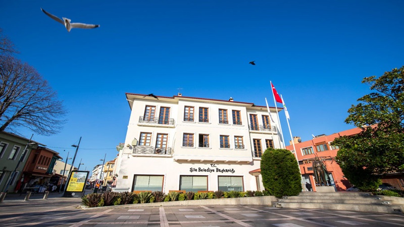 Şile Belediyesi arsa satışı kapsamında 4 parseli ihaleye çıkarıyor. Toplam