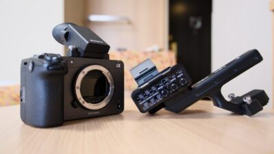 Sony FX5 resmen tanıtılmıştır. Sony'nin profesyonel film yapımcılarına yönelik geliştirdiği