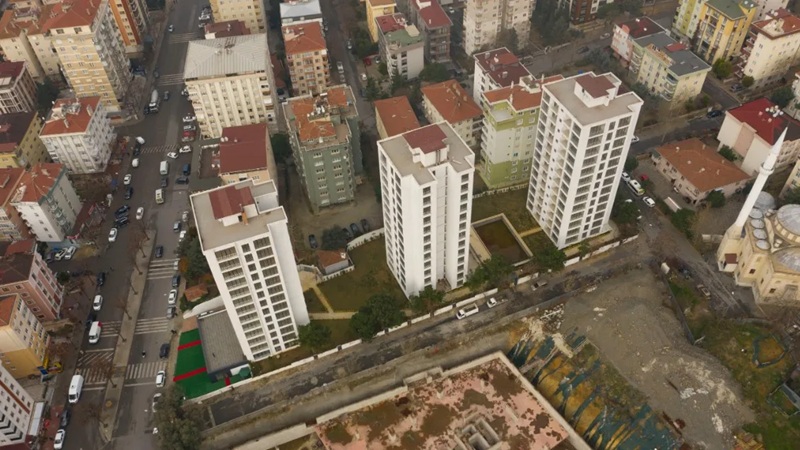 Teknik Residence, İstanbul Kartal’da modern mimariyle hayata geçirilmektedir. Projede daire