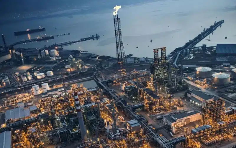 Koç Holding Tüpraş hisse satışı kararı Koç Holding’in Tüpraş hisselerinde gerçekleştirdiği satış kararı piyasaların gündemine oturdu.