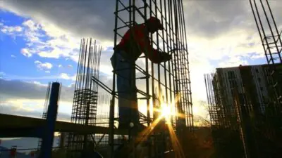 Körfez’de Türk müteahhit projeleri artan bölgesel gerilim nedeniyle gündemde. Türk