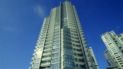 Veb Tower Ankara, Ankara Gölbaşı Taşpınar’da modern mimariyle hayata geçiriliyor.