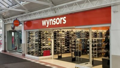 Wynsors World of Shoes mağaza kapatma planı kapsamında İngiltere'deki 17