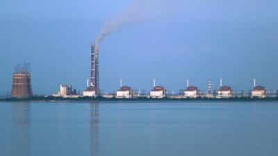 Zaporijya Nükleer Santrali yakınında patlama yaşandı. IAEA, reaktör binasında hasar