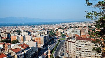 Bursa’da Yıldırım Belediyesi dönüşümde mülkiyet sorunlarını çözüyor