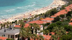 Çeşme’de doluluk oranı yüzde 100’ü buldu. Çeşme Turistik Otelciler Birliği