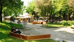 İzmit Belediyesi Gülümse Kafe ve Yeni Cuma Çay bahçesi için