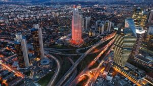 Ofis ve büro kiralamaları mayıs ayından itibaren toparlama sürecine girdi.